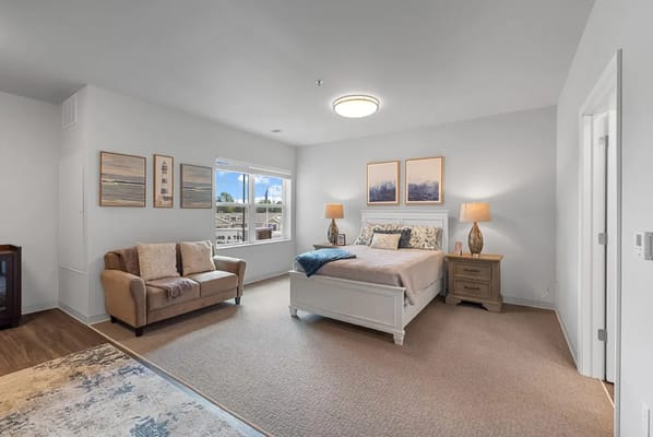 Bright, well-furnished private resident room