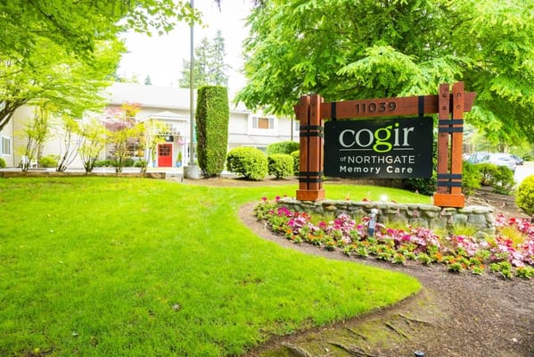 Exterior view of Cogir of Northgate Memory Care facility