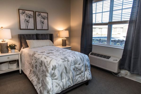 Cozy private resident room with a single bed