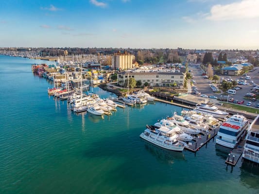 Oakmont of Mariner Point