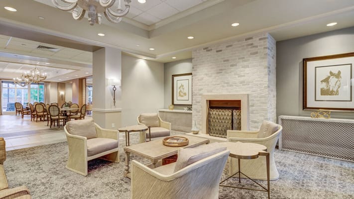 Welcoming lobby area with seating and dining space