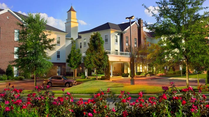 Exterior view of Belmont Village Senior Living St. Matthews