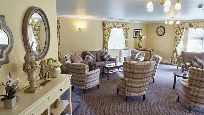 Bright and inviting common area with comfortable seating