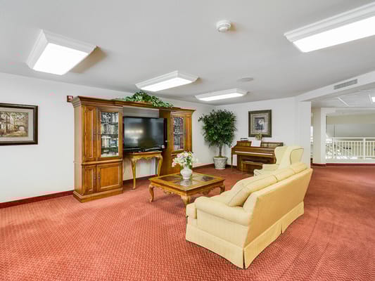 Cozy common area with furniture and decor