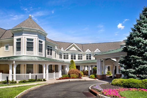 Exterior view of Sunrise of Madison facility