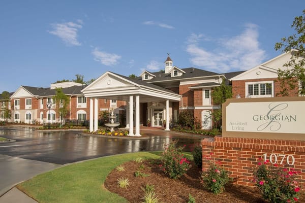 Front entrance of The Georgian Lakeside senior living facility