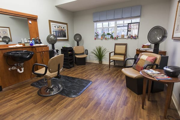 Saloon area with styling chairs and mirrors