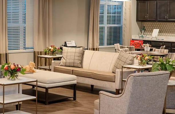 Cozy common area with seating and dining space