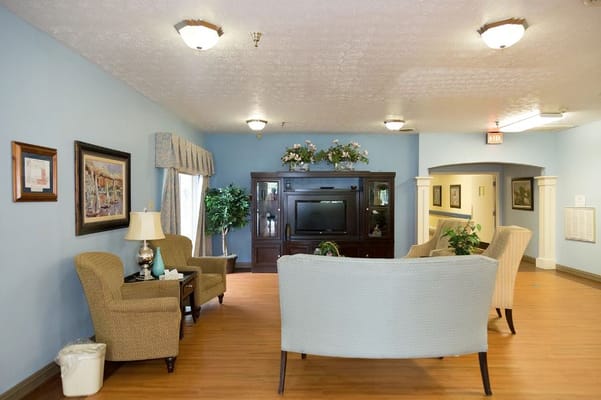 Cozy common area with seating and décor