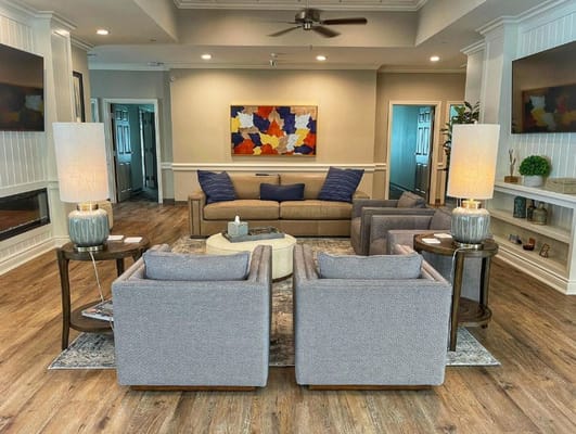 Bright and inviting common area with comfortable seating