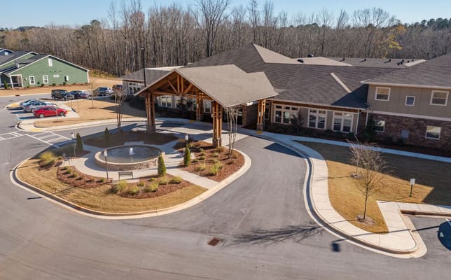 Aerial view of the Oaks at Eagle's Landing entrance and landscaping