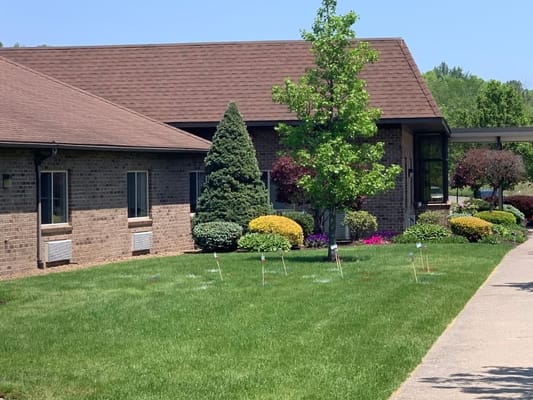Exterior view of Maple Shade Meadows Senior Living