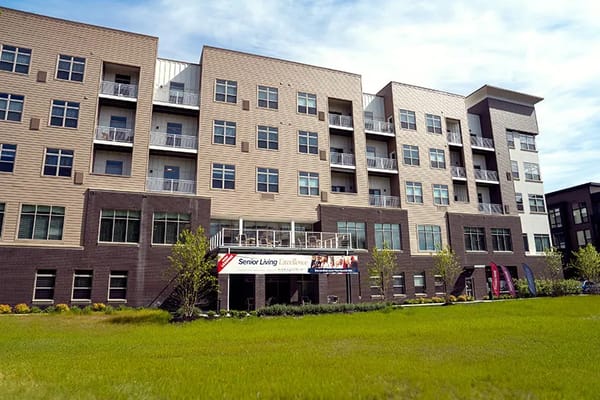 Exterior view of Harrison on 5th senior living facility