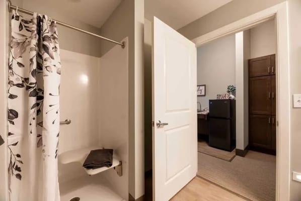 Harrison on 5th by Senior Star