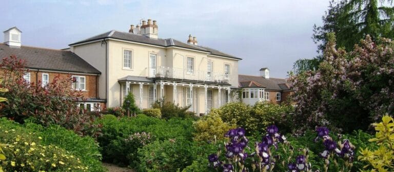 Cognatum Retirement Property : Sandbourne Court Estate