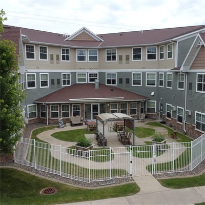 Exterior view of Arbor Oaks Senior Living's outdoor space