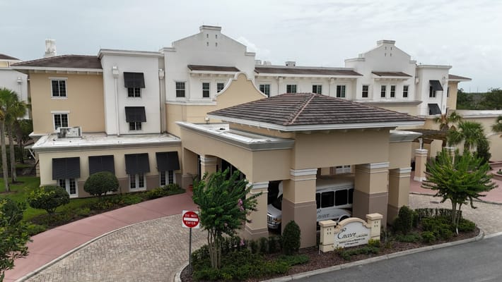 Exterior view of the Encore at Avalon Park Assisted facility
