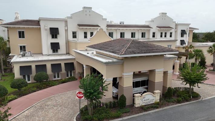 Exterior view of Encore at Avalon Park Assisted