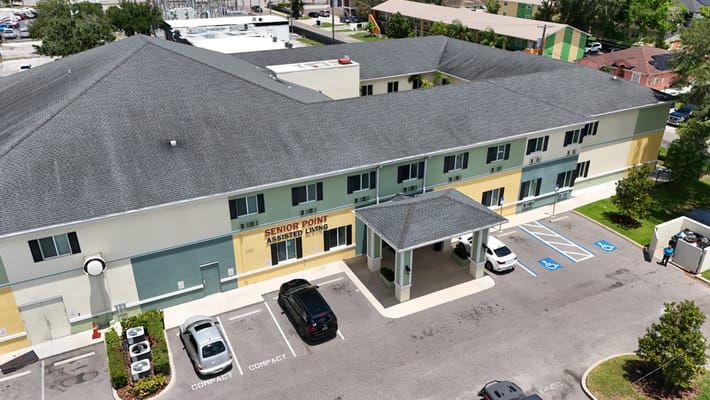 Aerial view of Senior Point Assisted Living building in Tampa, FL.
