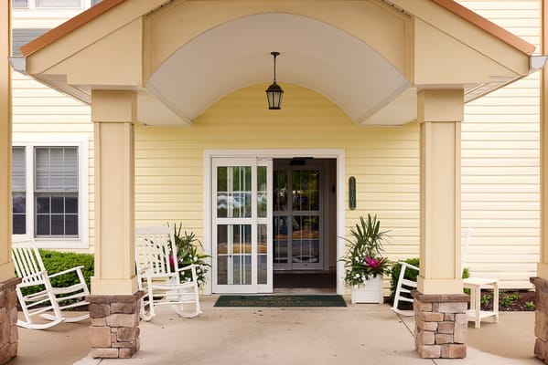 Entrance to Brandywine Seaside Point with rocking chairs