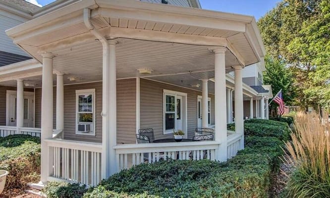 Castle Country – Cantril House