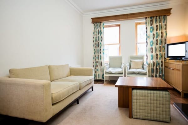 Canterbury-on-the-Lake