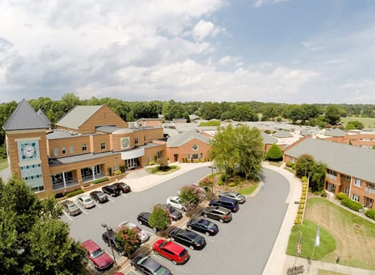 Aerial view of the Abernethy Laurels facility with parking