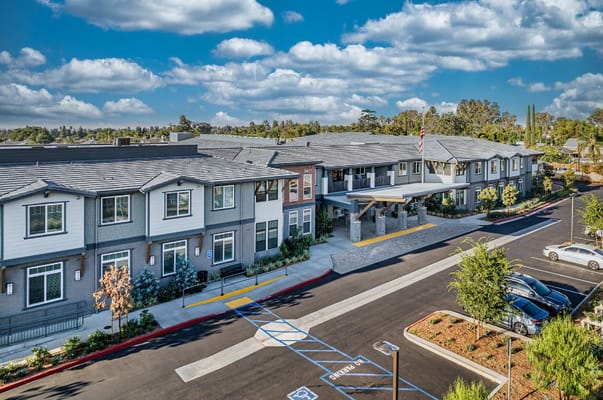 Exterior view of Allara Senior Living facility