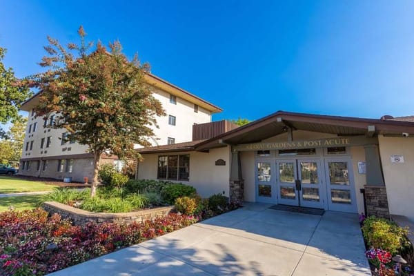 The exterior entrance of Ararat Gardens facility