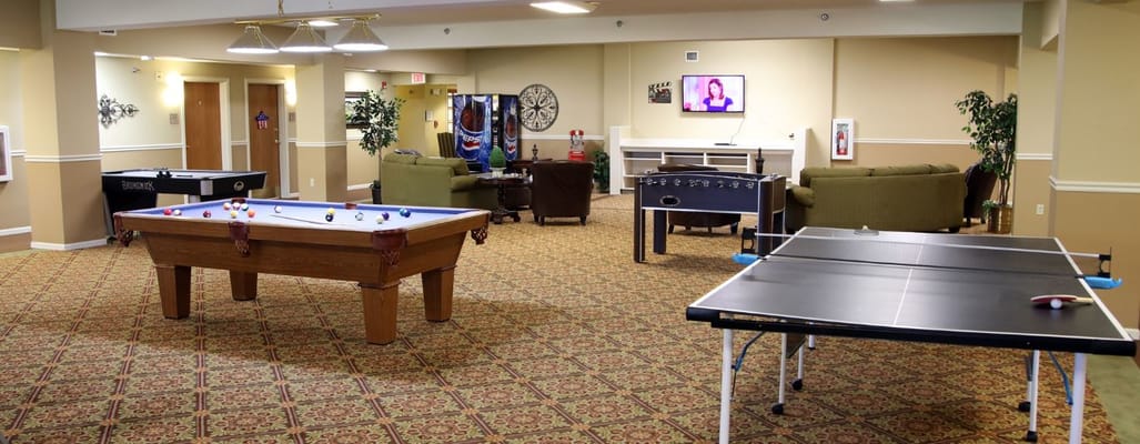 Common area with billiard and table tennis tables