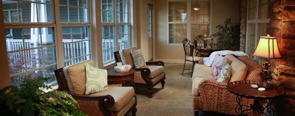 A cozy common area with comfortable seating
