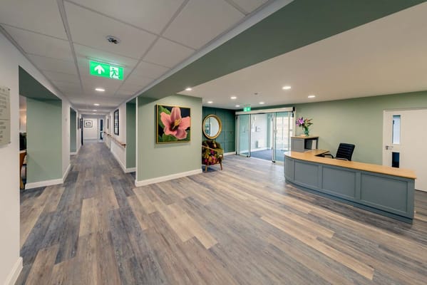 Spacious reception area with modern decor and a welcoming atmosphere.