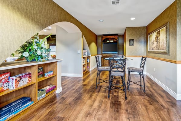 Cozy common area with games and seating