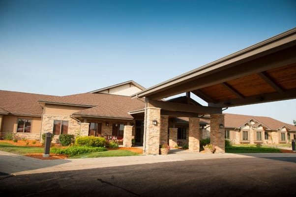 Entrance view of NorthPointe Terrace senior living facility.