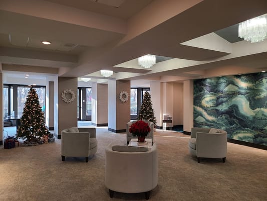 Lobby view with Christmas tree and holiday decorations
