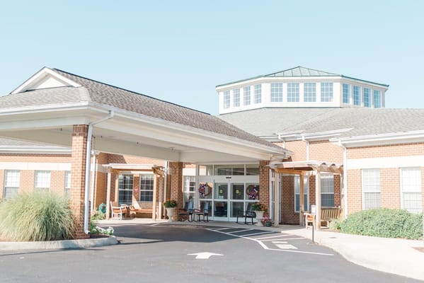 Exterior view of Dunlop House Assisted Living
