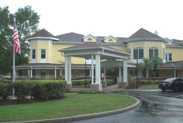 Exterior view of Madison at Ocoee assisted living facility