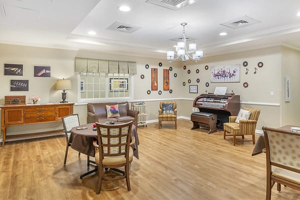 Common area with music decor and seating