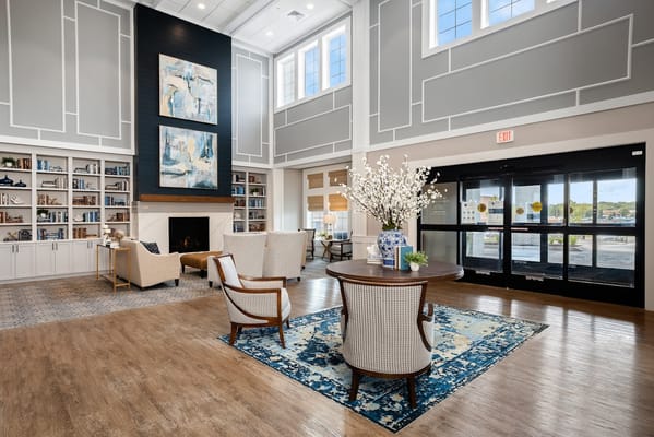 Bright and inviting common area with decor and seating