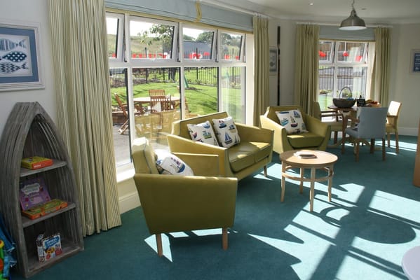 Bright and inviting lounge area with comfortable seating