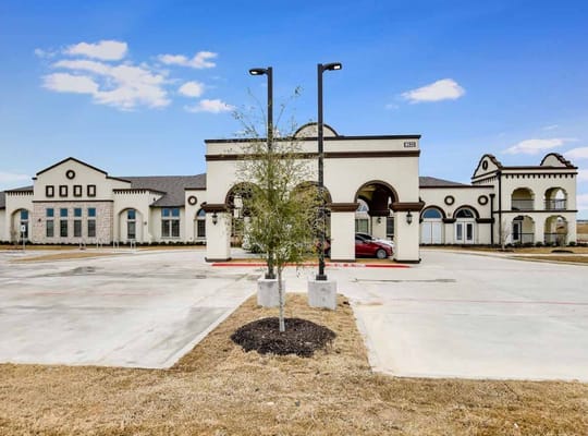 Exterior view of The Grandview of Chisholm Trail