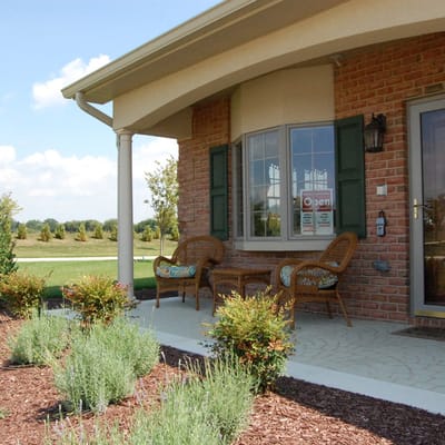 Outdoor seating area at the nursing home entrance