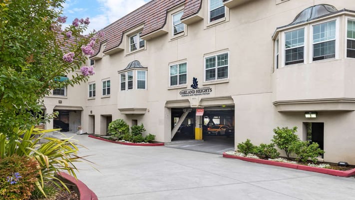 Exterior view of Oakland Heights Nursing and Rehabilitation