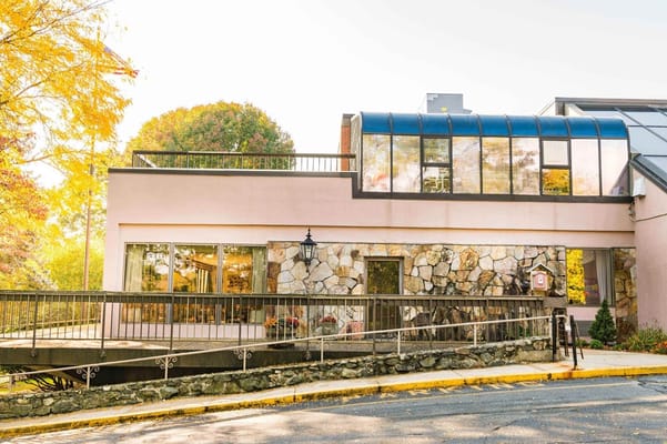 Exterior view of Bear Hill Rehabilitation and Nursing Center