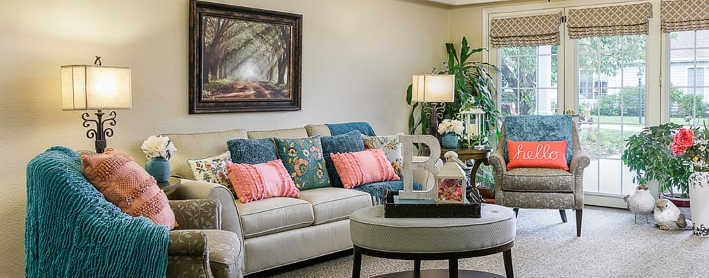Cozy common area with comfortable seating and decor