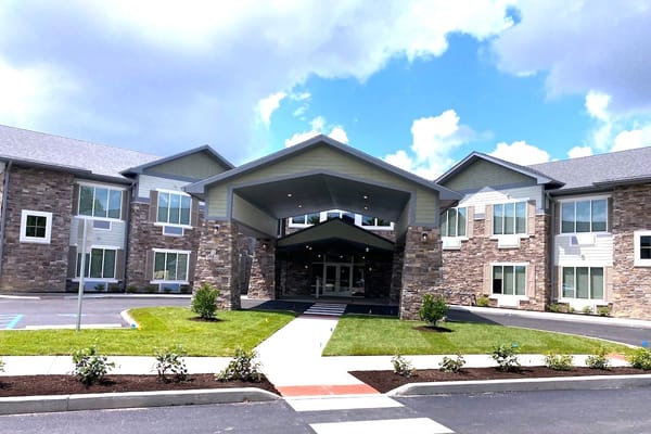 Exterior view of Lake Meadows Senior Assisted Living facility