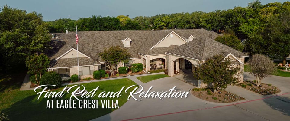 Exterior view of Eagle Crest Villa with landscaping