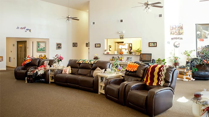 Bright and inviting common area with comfortable seating