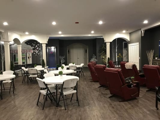 Common area with seating and tables in a lounge
