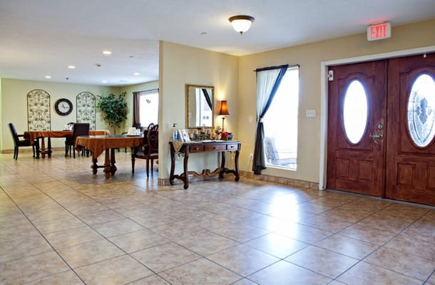 Interior view of the common area with seating and decor